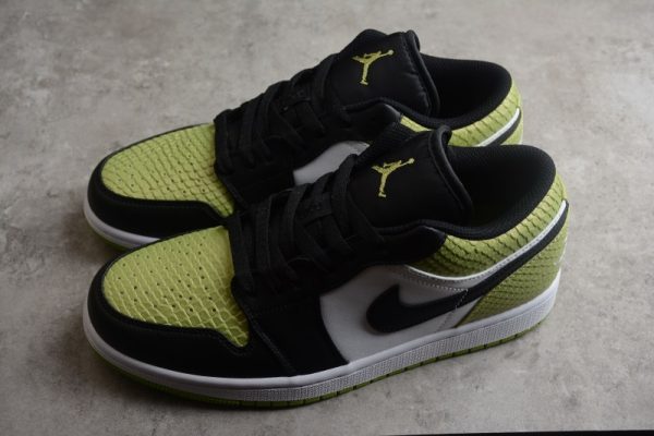 Jordan 1 Low Snakeskin Vivid Green (W) DX4446-301 - Image 4