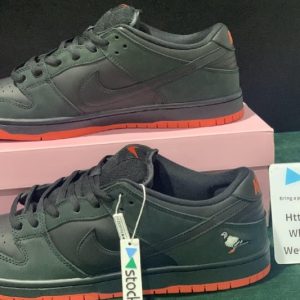 Nike SB Dunk Low TRD QS Black Pigeon 883232-008