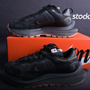 Nike Vaporwaffle sacai Black Gum DD1875-001