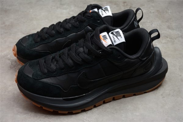 Nike Vaporwaffle sacai Black Gum DD1875-001 - Image 5