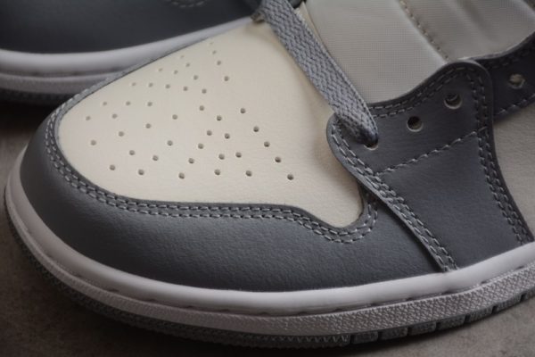 Jordan 1 Mid Stealth BQ6472-115 - Image 4
