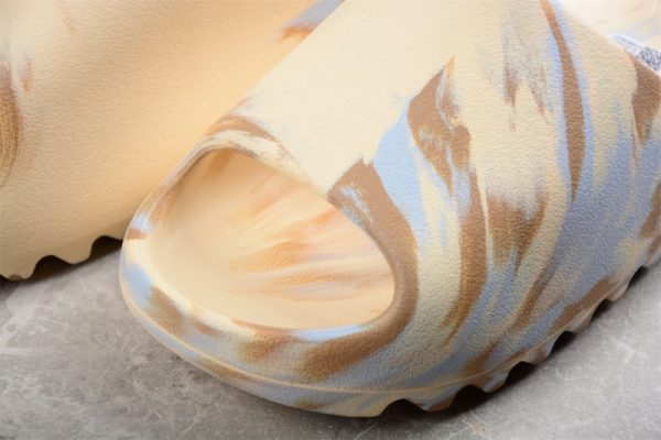 (Free Shipping)adidas Yeezy Slide Enflame Oil Painting White Yellow GW1932 - Image 2