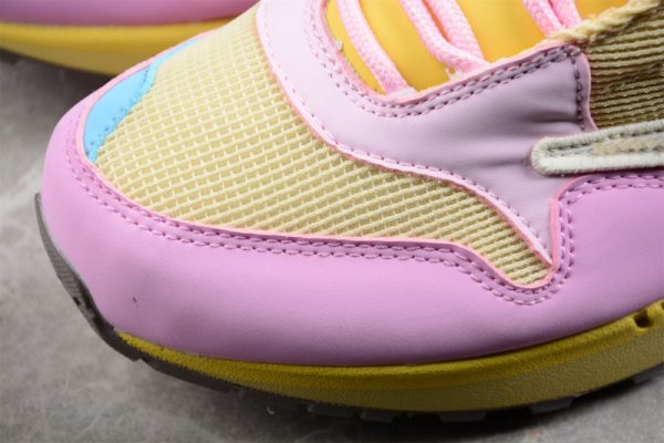 Travis Scoot x Nk Air Max 1 DO9392-100 - Image 3