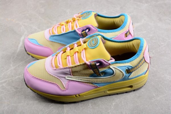 Travis Scoot x Nk Air Max 1 DO9392-100 - Image 4