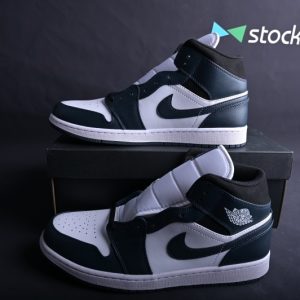 Jordan 1 Mid Armory Navy 554724-411