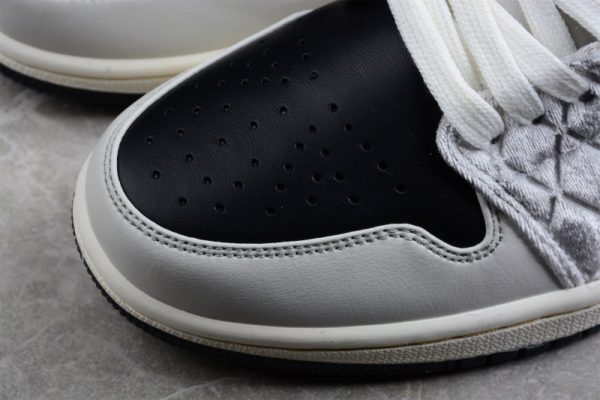 Jordan 1 Low Beaded Swoosh DV1762-001 - Image 3