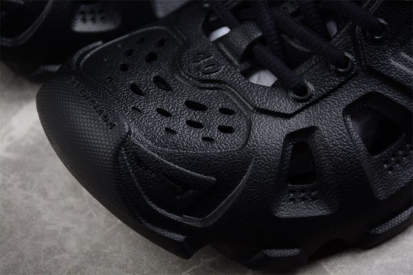 Ba***ci*ga HD Mule Black Rubber 735249W3CES1000 - Image 3