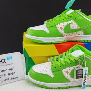 Nike SB Dunk Low Supreme Stars Mean Green (2021)(SP batch)DH3228-101