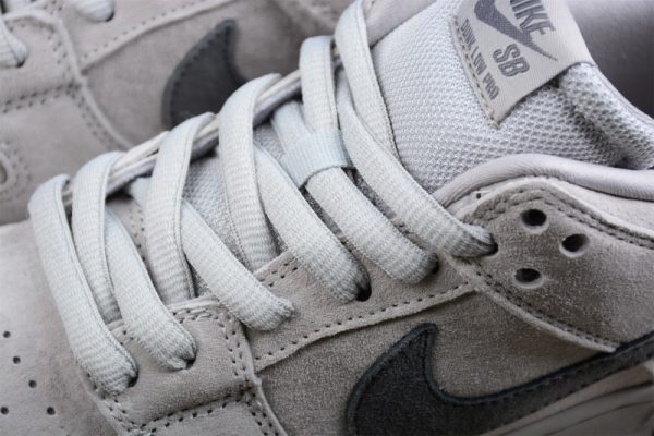 Nike SB Dunk Low Pro PRM 854866-016 - Image 2