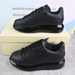 Alexander McQueen Oversized Black Shiny Sole(SP batch)604232WHX981000