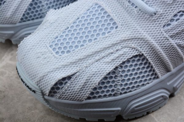 Ba***ci*ga Phantom Sneaker W2E924901(SP batch) - Image 3