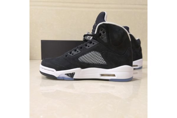 Jordan 5 Retro Oreo (2013)(SP Batch) 136027-035 - Image 2