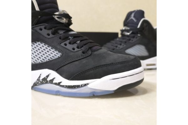 Jordan 5 Retro Oreo (2013)(SP Batch) 136027-035 - Image 3
