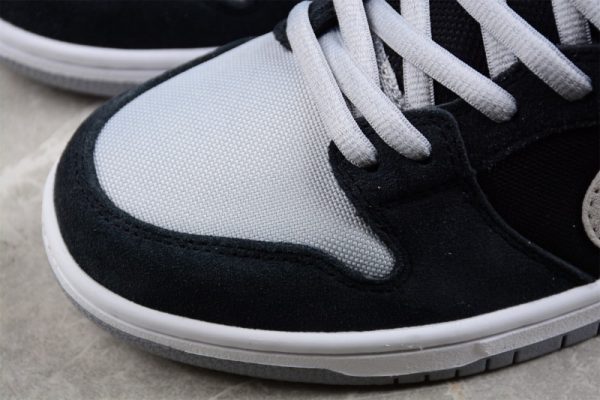 Nike SB Zoom Dunk Low Pro Black Wolf Grey White 854866-001 - Image 3