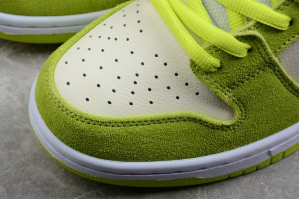 Nike SB Dunk Low Green Apple(SP batch)DM0807-300 - Image 4