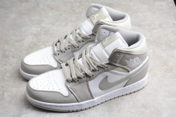 Air Jordan 1 Mid 'Linen'  554724-082 - Image 5