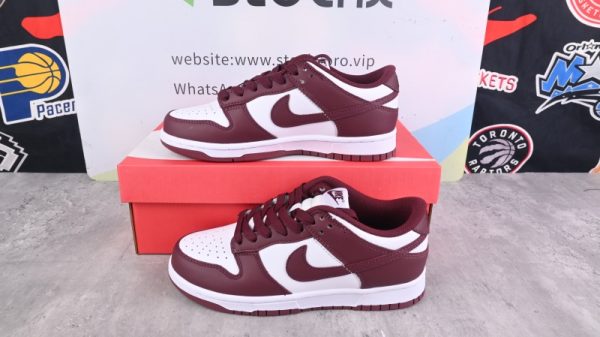 Nike Dunk Low Bordeaux (W) DD1503-108