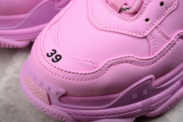 Ba***ci*ga Triple S W1FC39023(SP batch) - Image 3