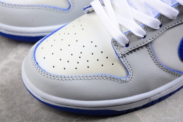 Nike SB Dunk Low GS Ivory Hyper Royal  FB1841-100 - Image 3