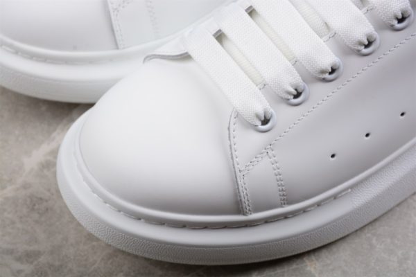 Alexander McQueen (SP batch) - Image 3