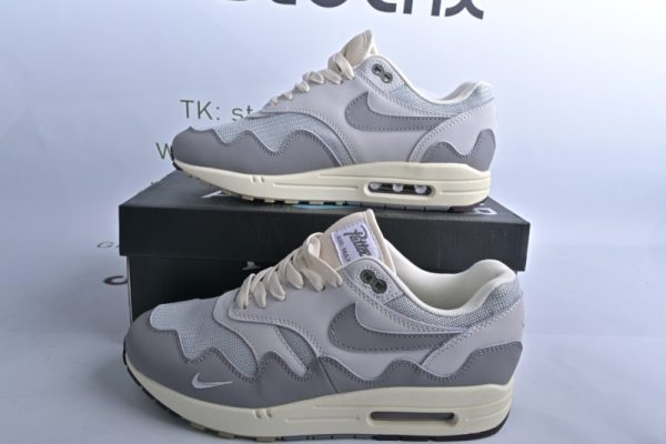 Patta x Nk Air Max DH1348-011