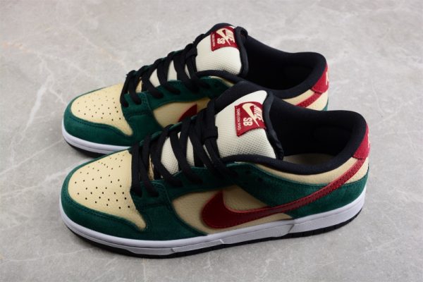 Nike Dunk Low SB Vegas Gold (SP Batch) 304292-700 - Image 4
