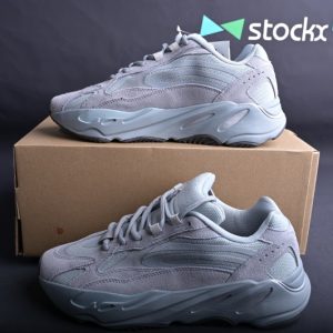 adidas Yeezy Boost 700 V2 Hospital Blue FV8424
