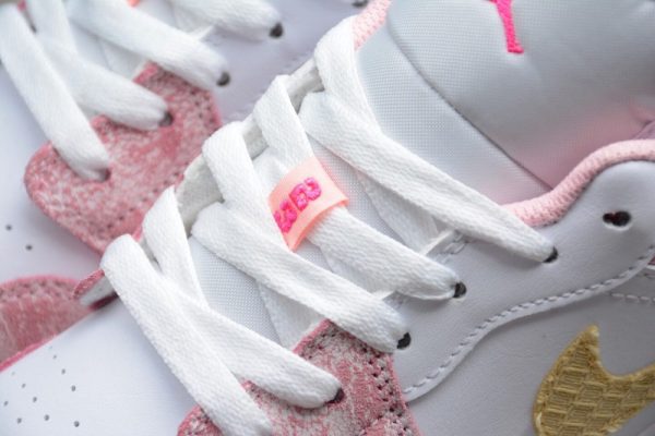 Jordan 1 Low Paint Drip (GS) CW7104-601 - Image 3
