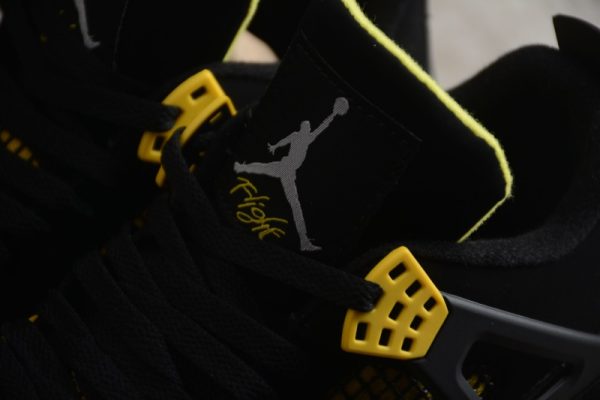 Air Jordan 4 Thunder 2023 (SP batch) DH6927-017 - Image 3