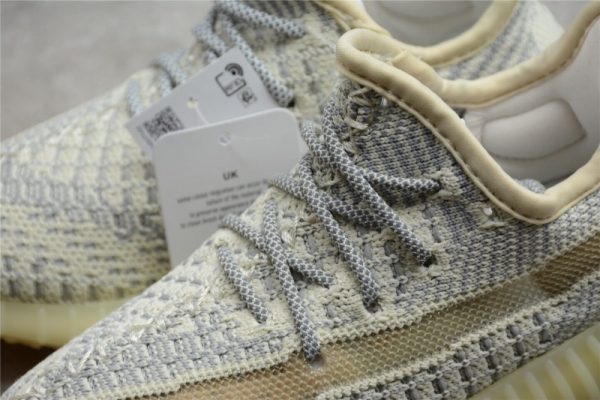 Kid  adidas Yeezy Boost 350 V2 FX4351 - Image 3