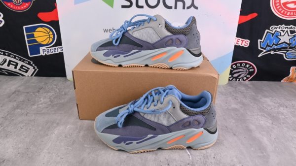 adidas Yeezy Boost 700 Carbon Blue FW2498