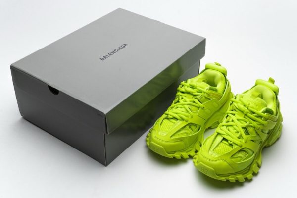 Ba***ci*ga Tess S.Fluorescent Yellow 542436 W1GB7 2014 SP BATCH - Image 3