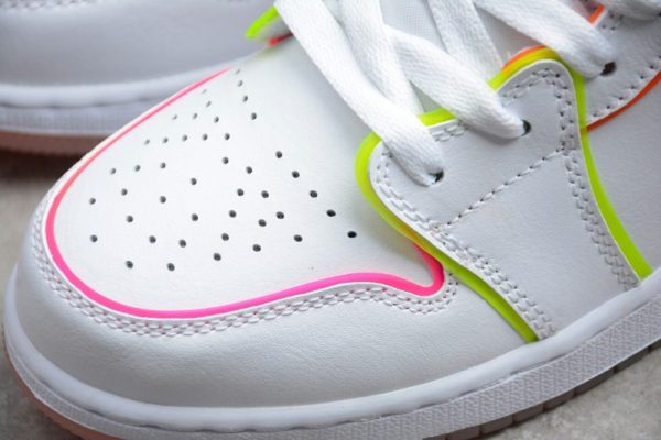 Jordan 1 Mid SE Edge Glow (TD) CV4611-100 - Image 5