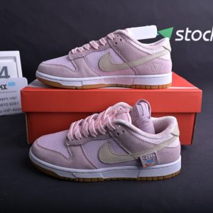 Nike Dunk Low Teddy Bear DZ5318-640