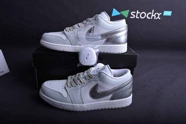 Jordan 1 Low SE Dare to Fly (W) FB1874-101