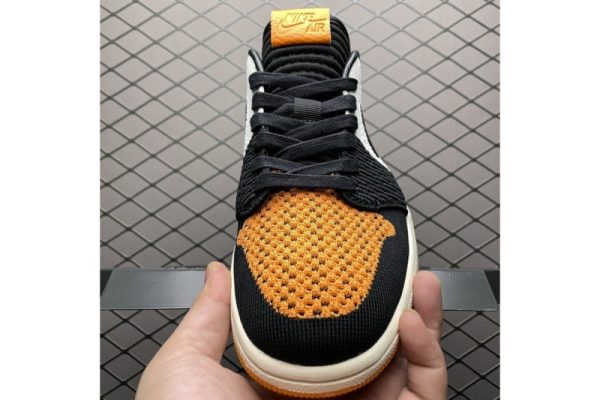 Air Jordan 1 Low Flyknit  AH4506-100 - Image 3