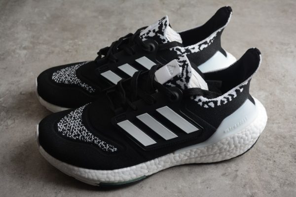 adidas Ultra Boost 22 Consortium GX8019 - Image 4