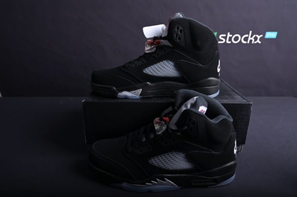 Jordan 5 Retro Black Metallic (2016)(SP Batch)845035-003