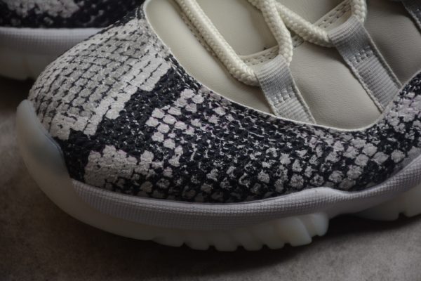 Jordan 11 Retro Low Snake Light Bone(SP Batch) CD6846-002 - Image 3