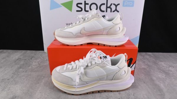 Nike Vaporwaffle Sacai Sail Gum DD1875-100