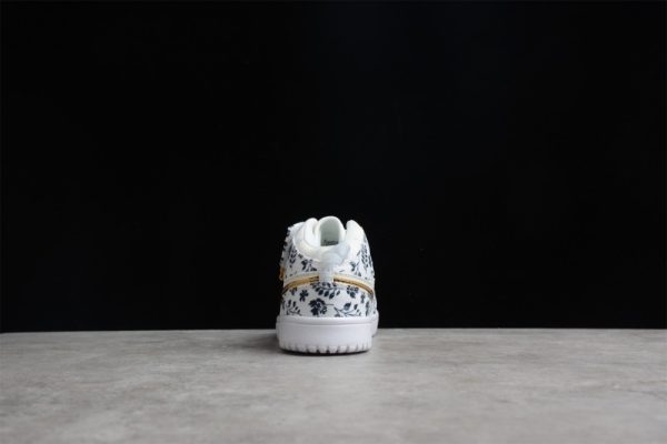 Kid  Jordan 1 MID ALT(PS) - Image 5