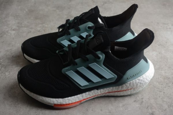 adidas Ultra Boost 22 Core Black Magic Grey GX3060 - Image 4