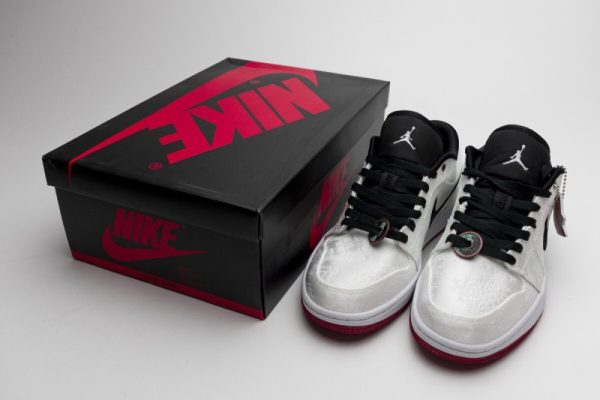 Jordan 1 LOW SE Fearless Edison Chen CLOT CU2804-100 - Image 5