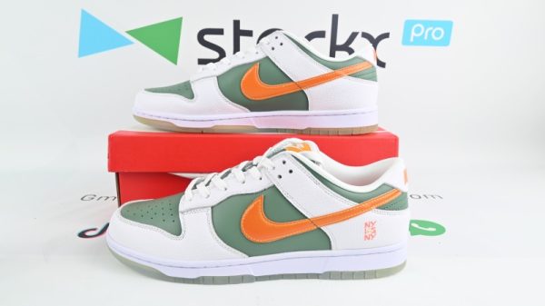 Nike Dunk Low NY vs. NY DN2489-300