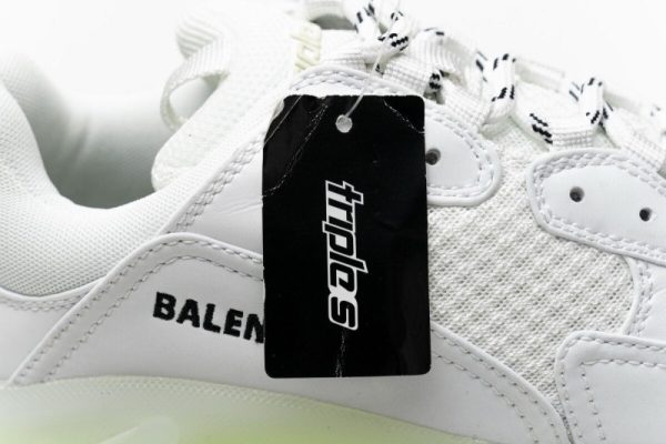 Ba***ci*ga Triple S White Green 544351 W09E1 1331(SP batch) - Image 2