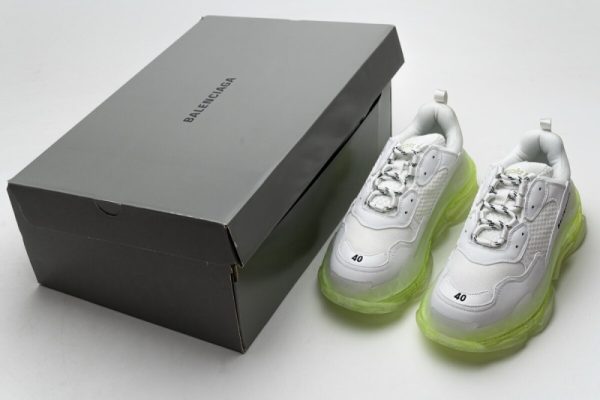 Ba***ci*ga Triple S White Green 544351 W09E1 1331(SP batch) - Image 4