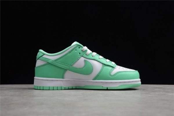 NIKE Dunk Low WMNS   Green Glow  (SP batch)DD1503-105 - Image 5