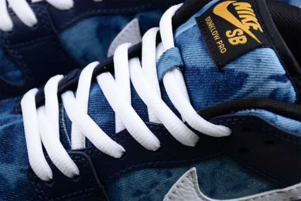 Nike SB Dunk Low Fast Times 745954-014 - Image 2