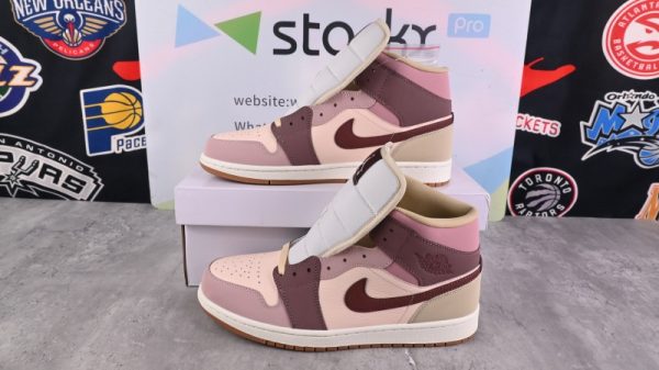 Jordan 1 Mid SE Dark Pony Smoky Mauve (W)(SP Batch) DO7440-821