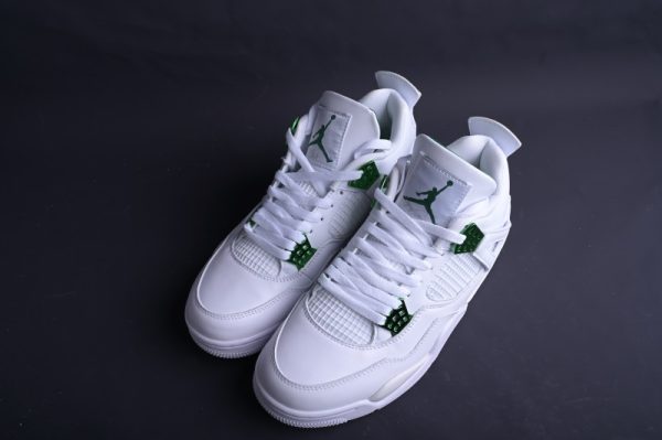 Jordan 4 Retro Metallic Green  CT8527-113 - Image 3